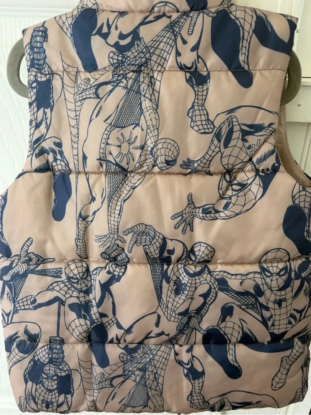 H&M Spiderman MARVEL Puffer Vest, 5T